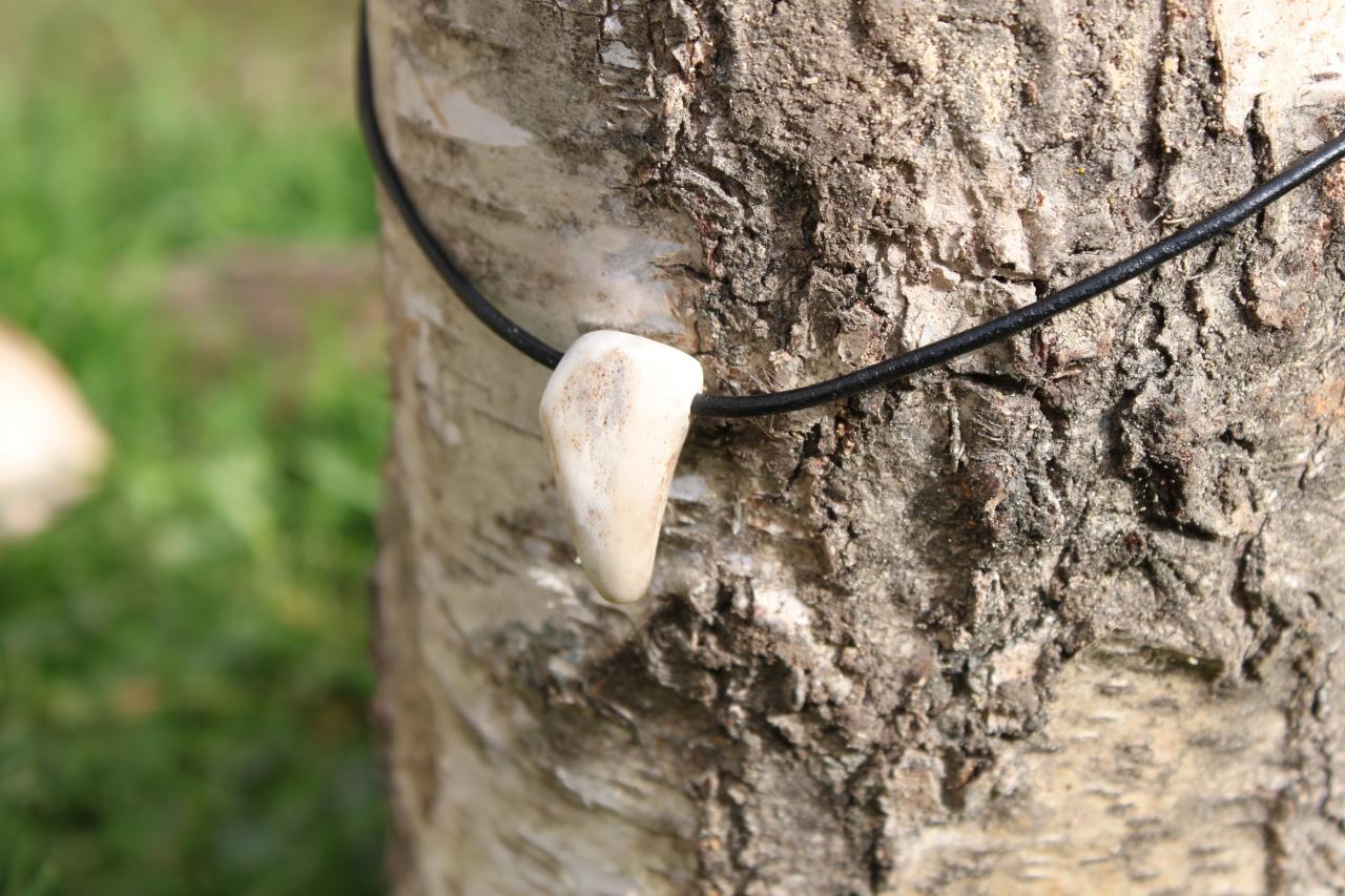 Pendentif en bois de renne