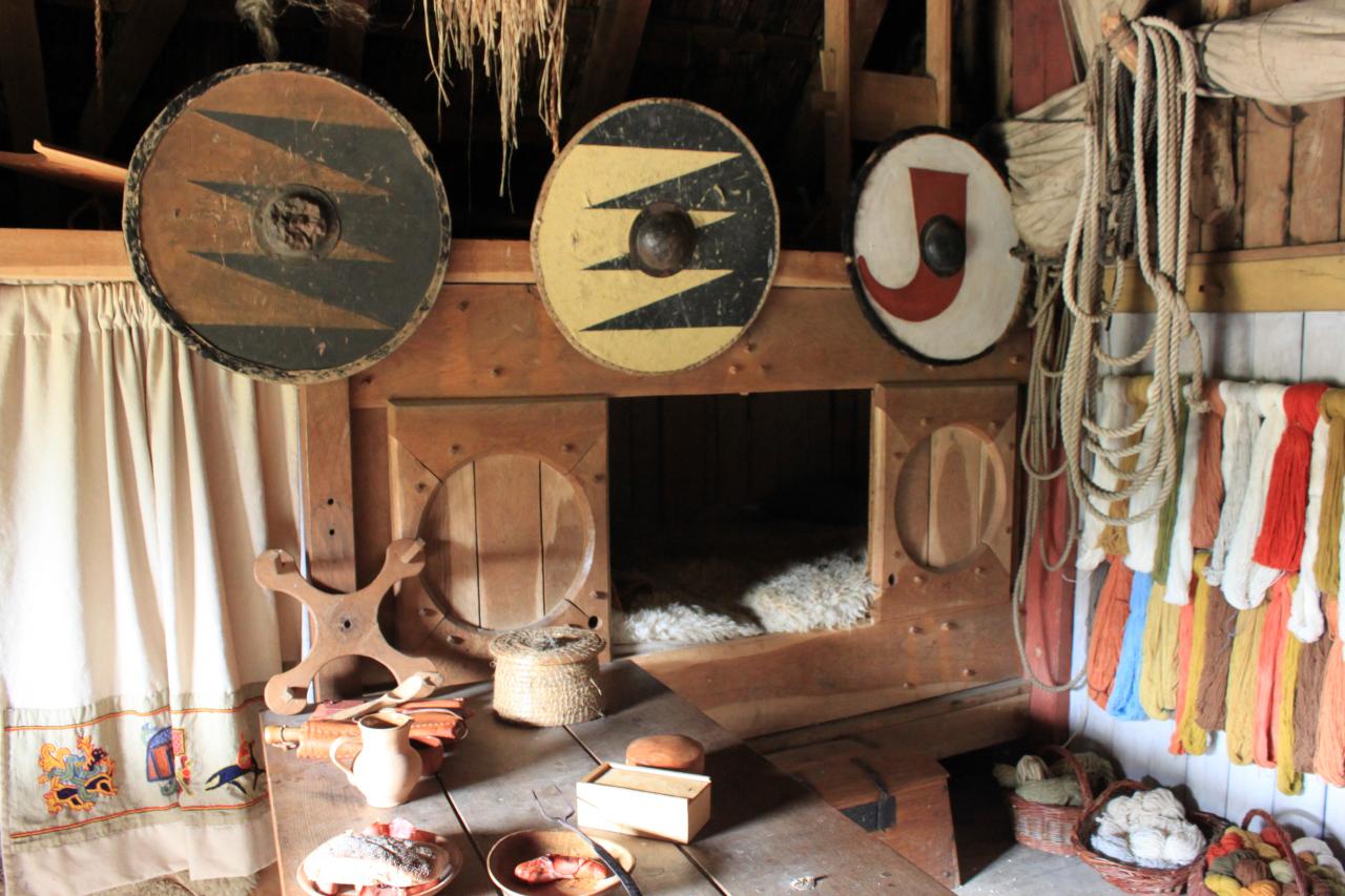 reconstitution maison d'un chef de village