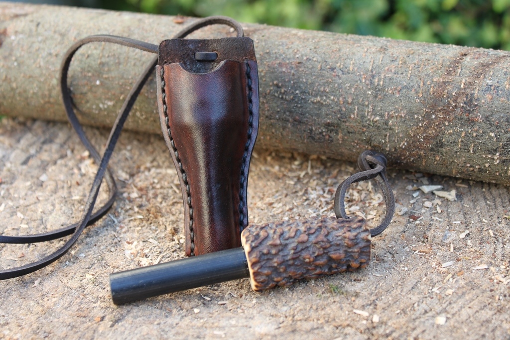 Firesteel et étui