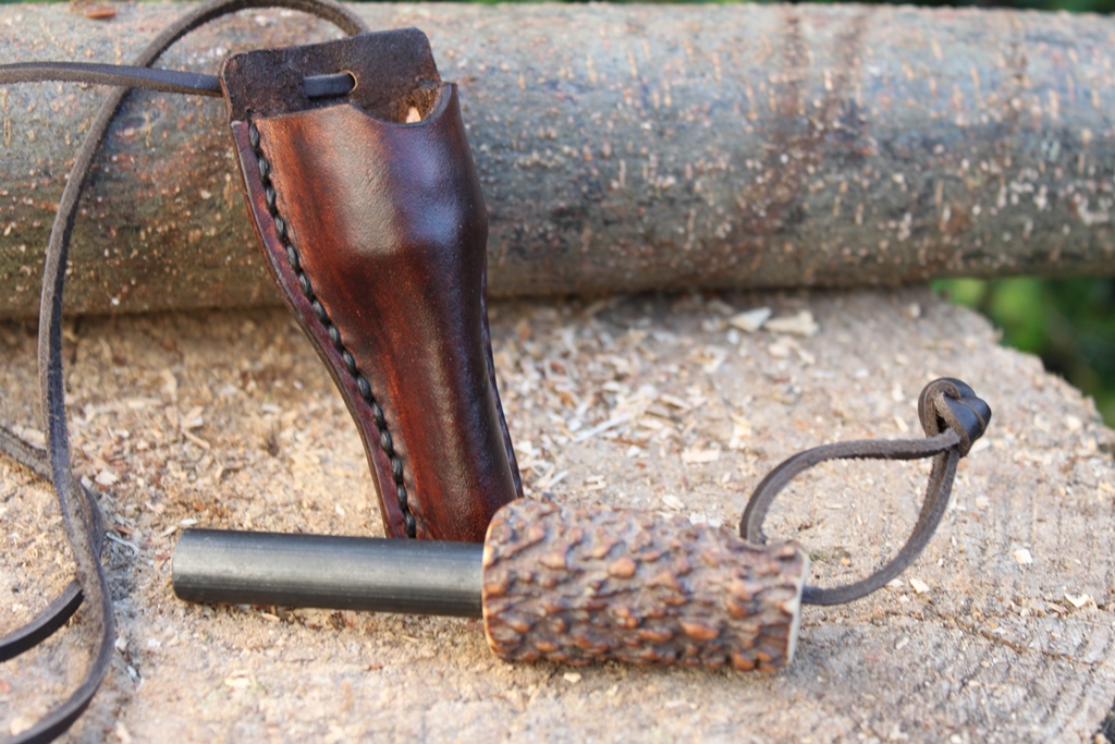Firesteel et étui