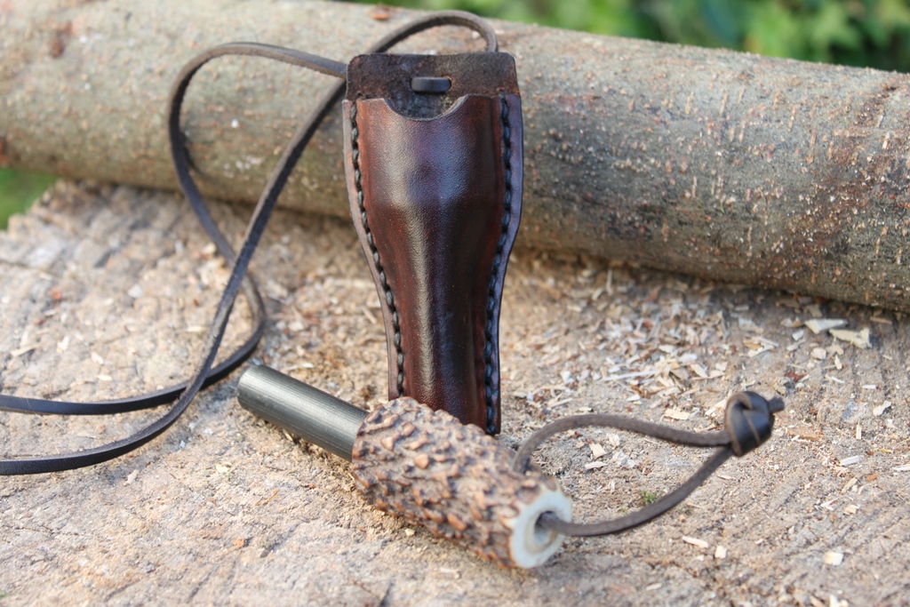 Firesteel et étui