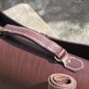 Poignet messenger bag